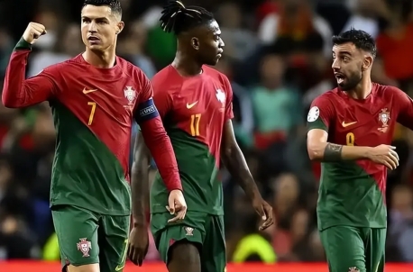 姆巴佩补时绝杀巴黎2-1豪取八连胜